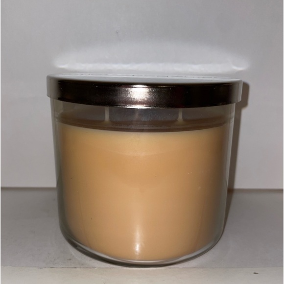 Bath & Body Works Paris Cafe Scented Candle 3 Wick Discontinued New - Picture 3 of 5
